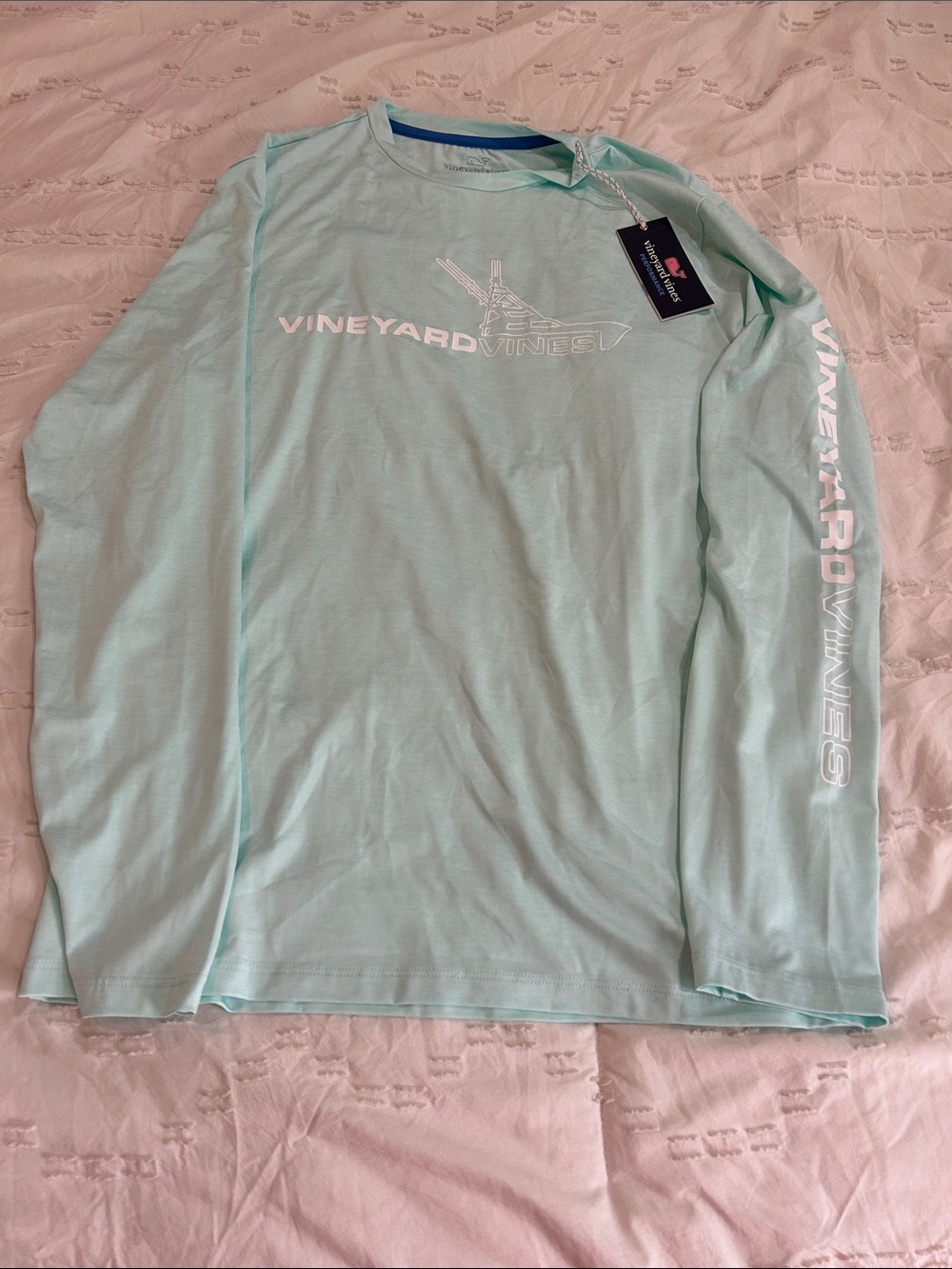 Vineyard Vines performance harbor tee small island paradise color